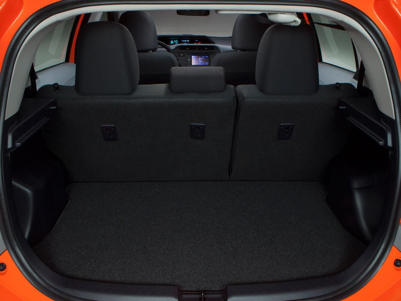 Toyota Prius c I Хэтчбек 5 дв., фото 10