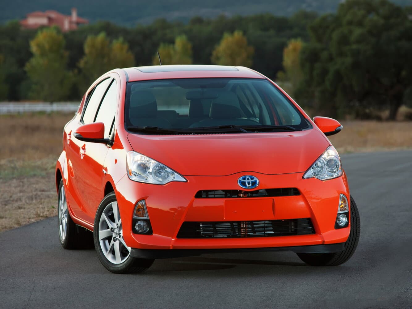 Toyota Prius c I Хэтчбек 5 дв., фото 3