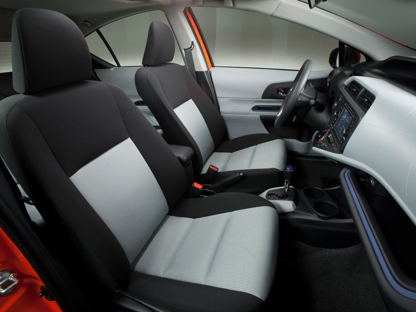 Toyota Prius c I Хэтчбек 5 дв., фото 7