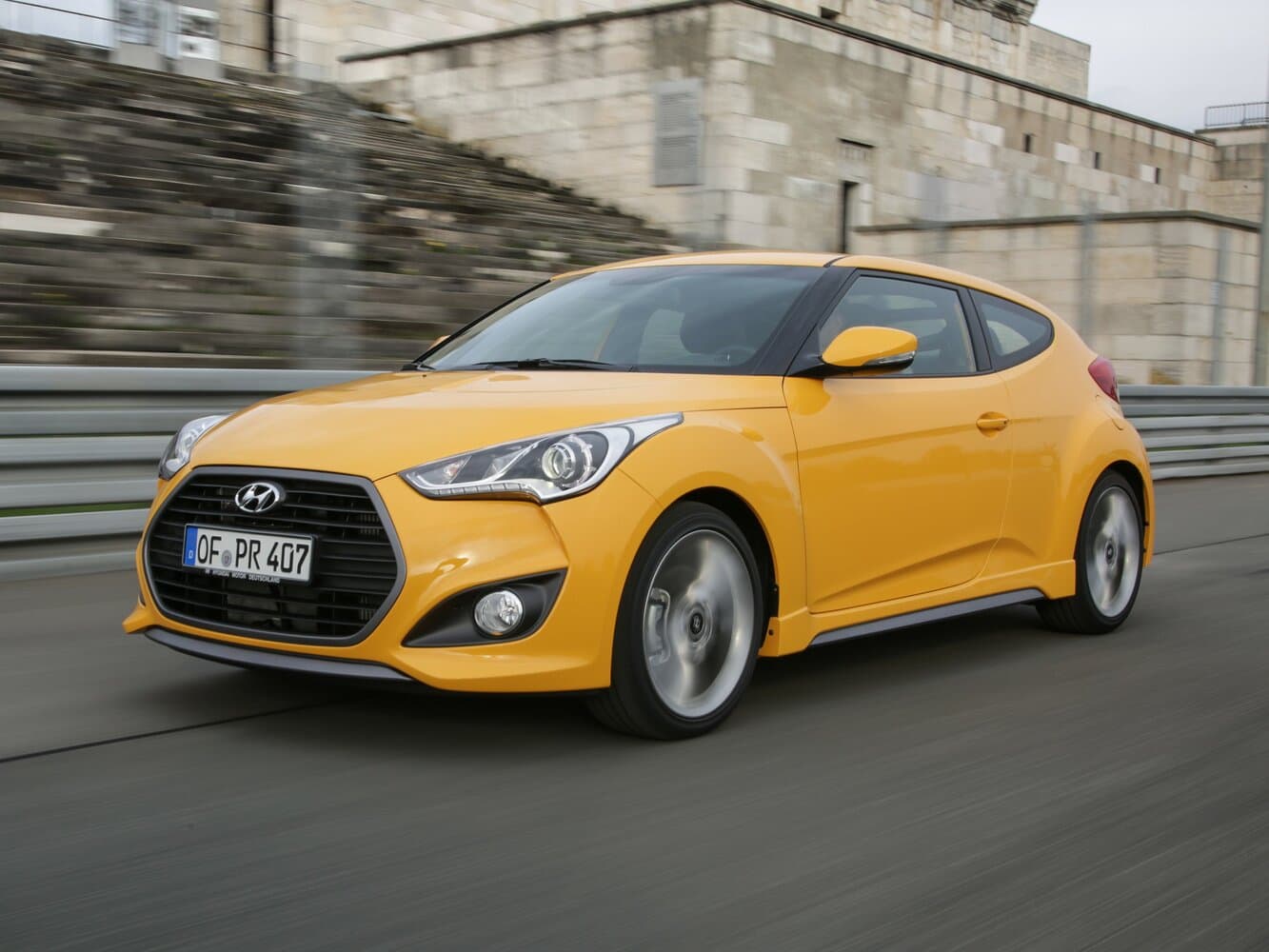 Hyundai Veloster I Рестайлинг