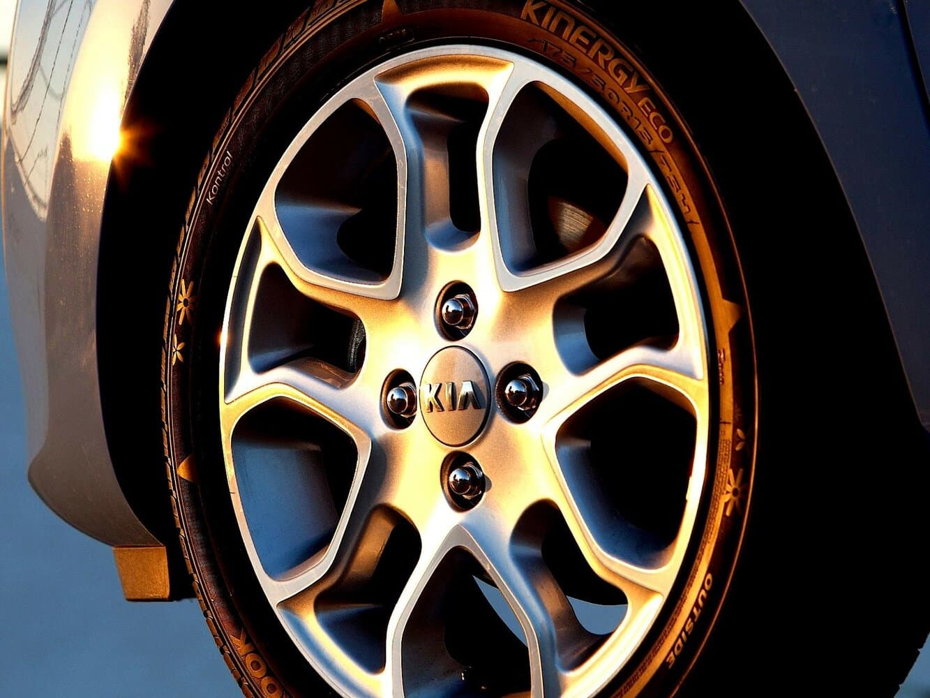 Kia Morning II Хэтчбек 5 дв., фото 12
