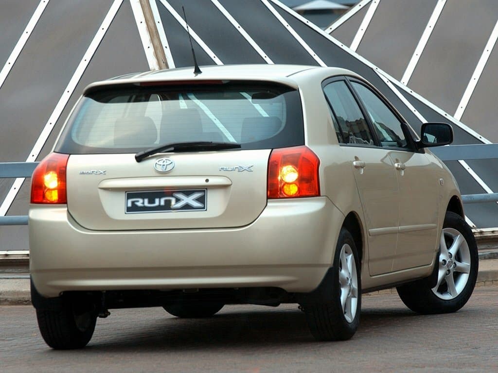 Toyota Corolla IX (E120, E130) Рестайлинг Хэтчбек 5 дв. Runx, фото 3