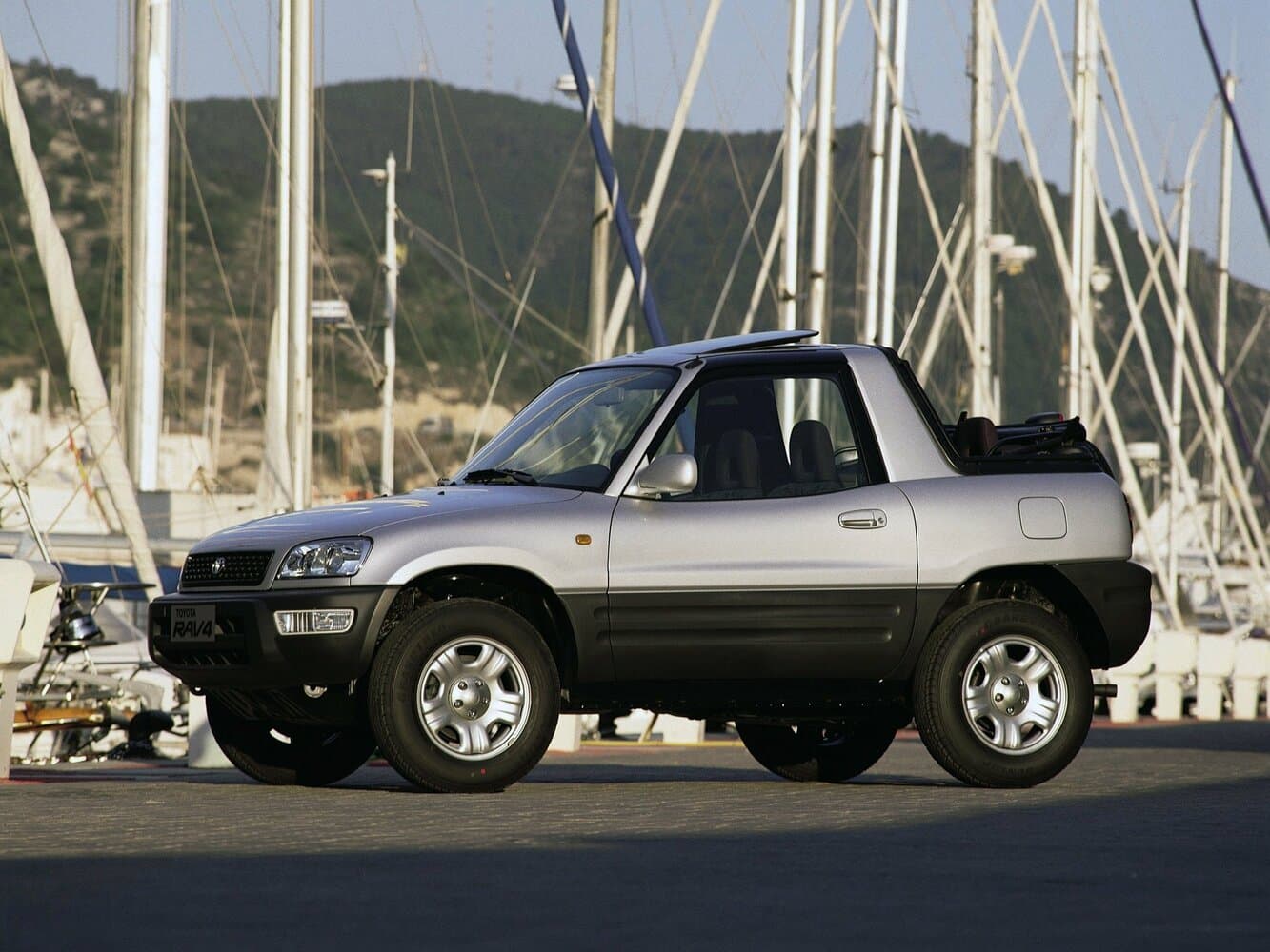 Toyota RAV4 I (XA10) Внедорожник открытый