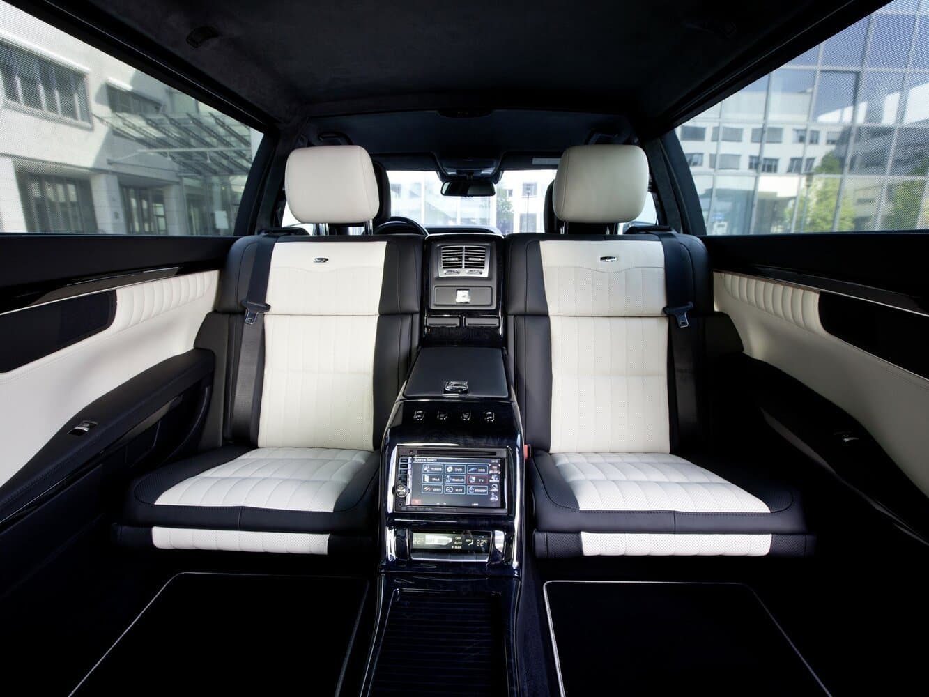 Mercedes-Benz S-Class V (W221) Рестайлинг Лимузин Pullman, фото 8