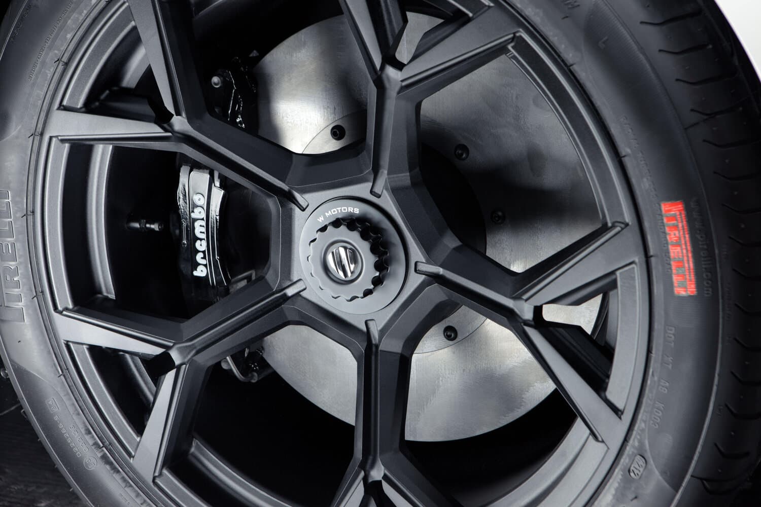 W Motors Lykan Hypersport  Купе, фото 9