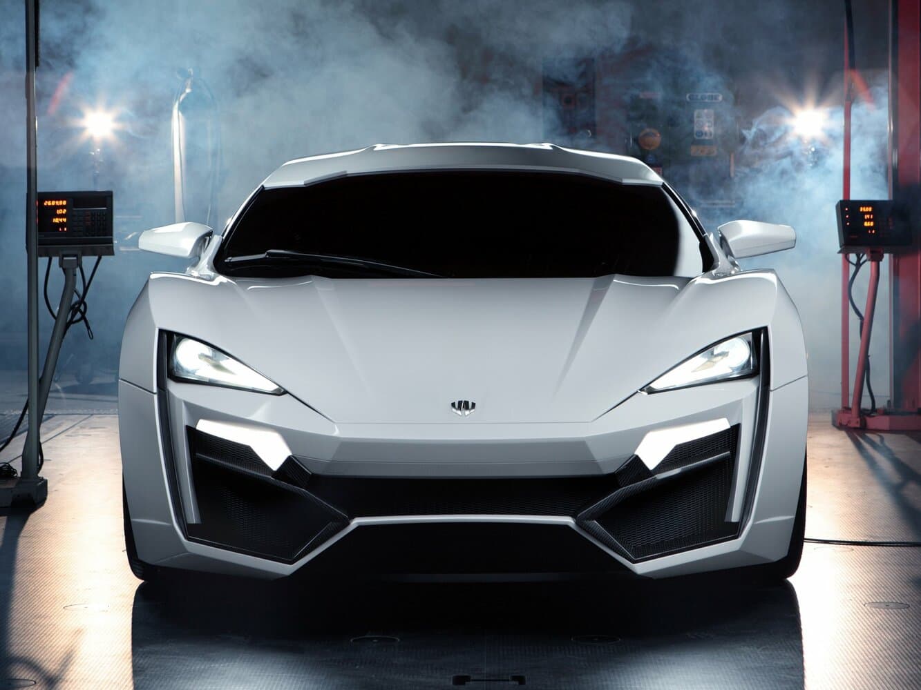 W Motors Lykan Hypersport  Купе, фото 3