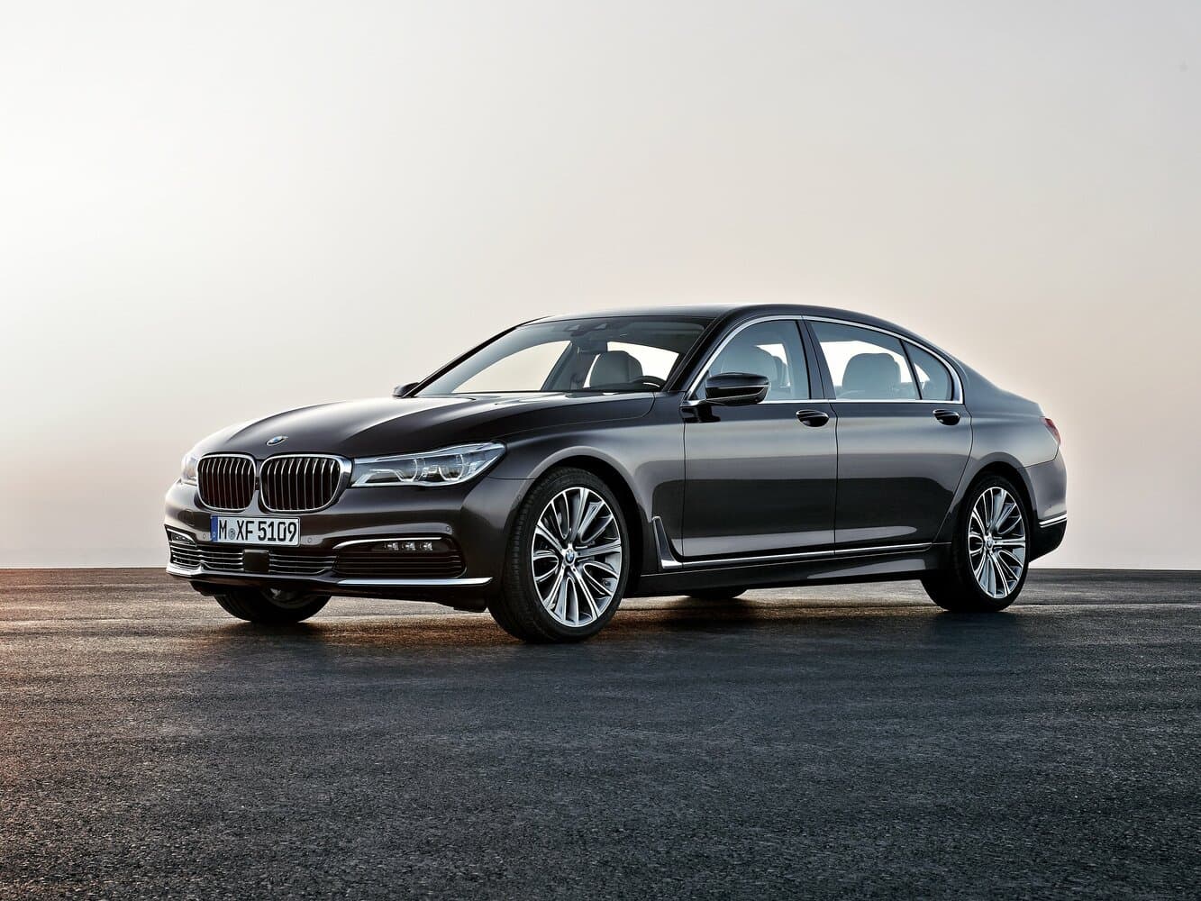 BMW 7 series VI (G11/G12)