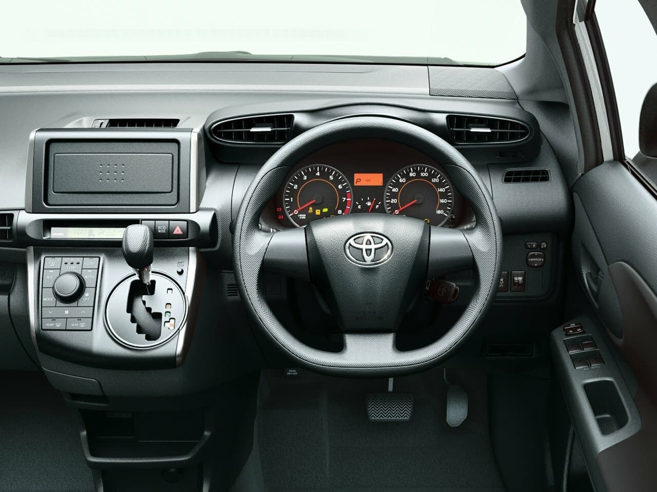 Toyota Wish II Рестайлинг Минивэн, фото 4