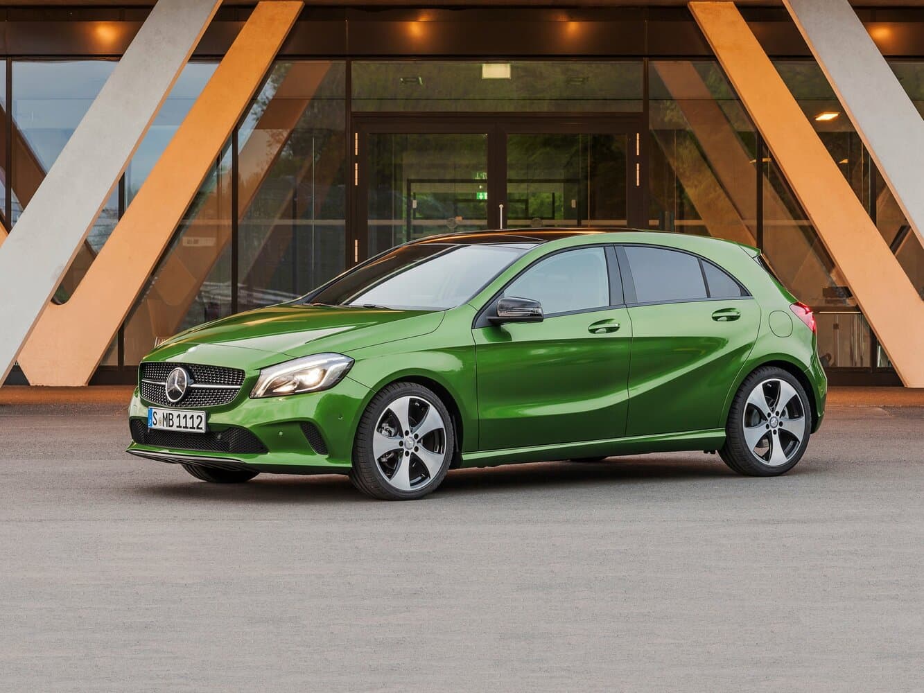 Mercedes-Benz A-Class III (W176) Рестайлинг
