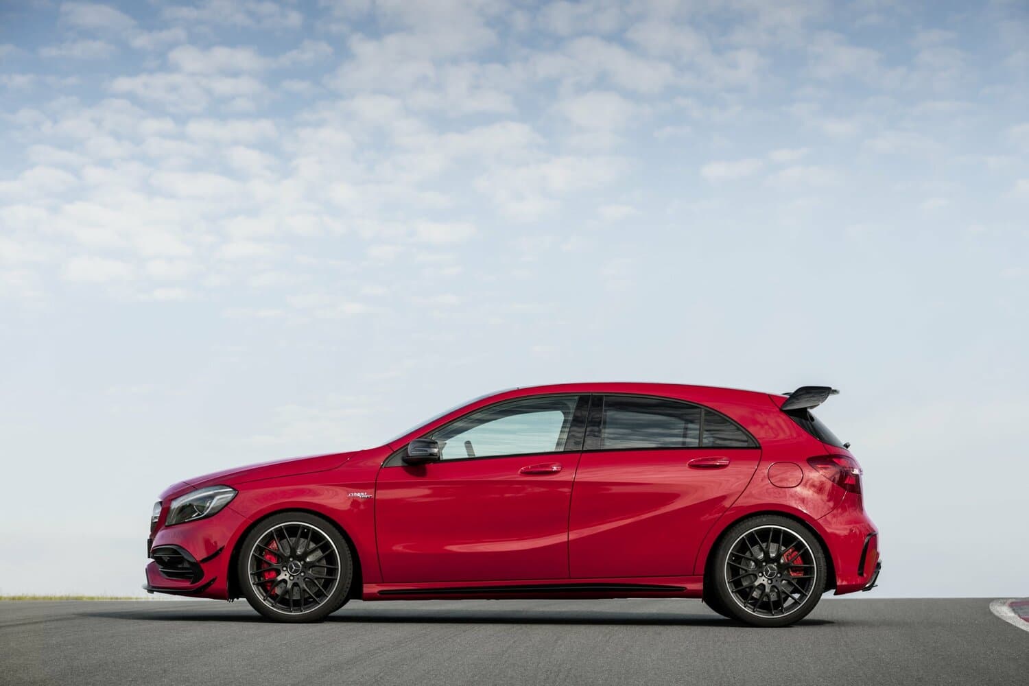 Mercedes-Benz A-Class AMG I (W176) Рестайлинг Хэтчбек 5 дв., фото 2