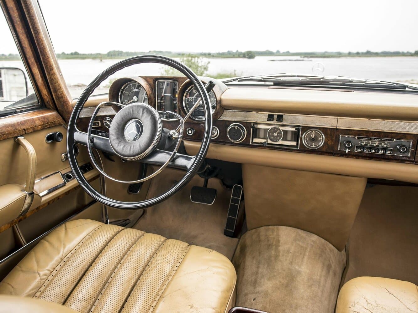Mercedes-Benz W100  Седан Pullman, фото 6