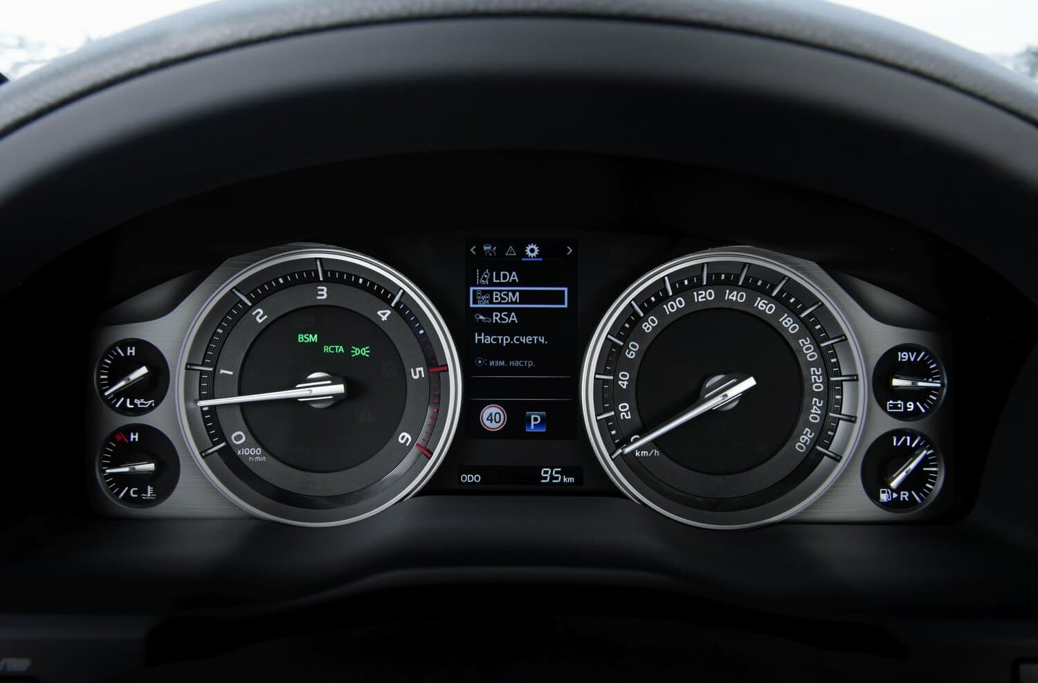 Toyota Land Cruiser 200 Series Рестайлинг 2 Внедорожник 5 дв., фото 9