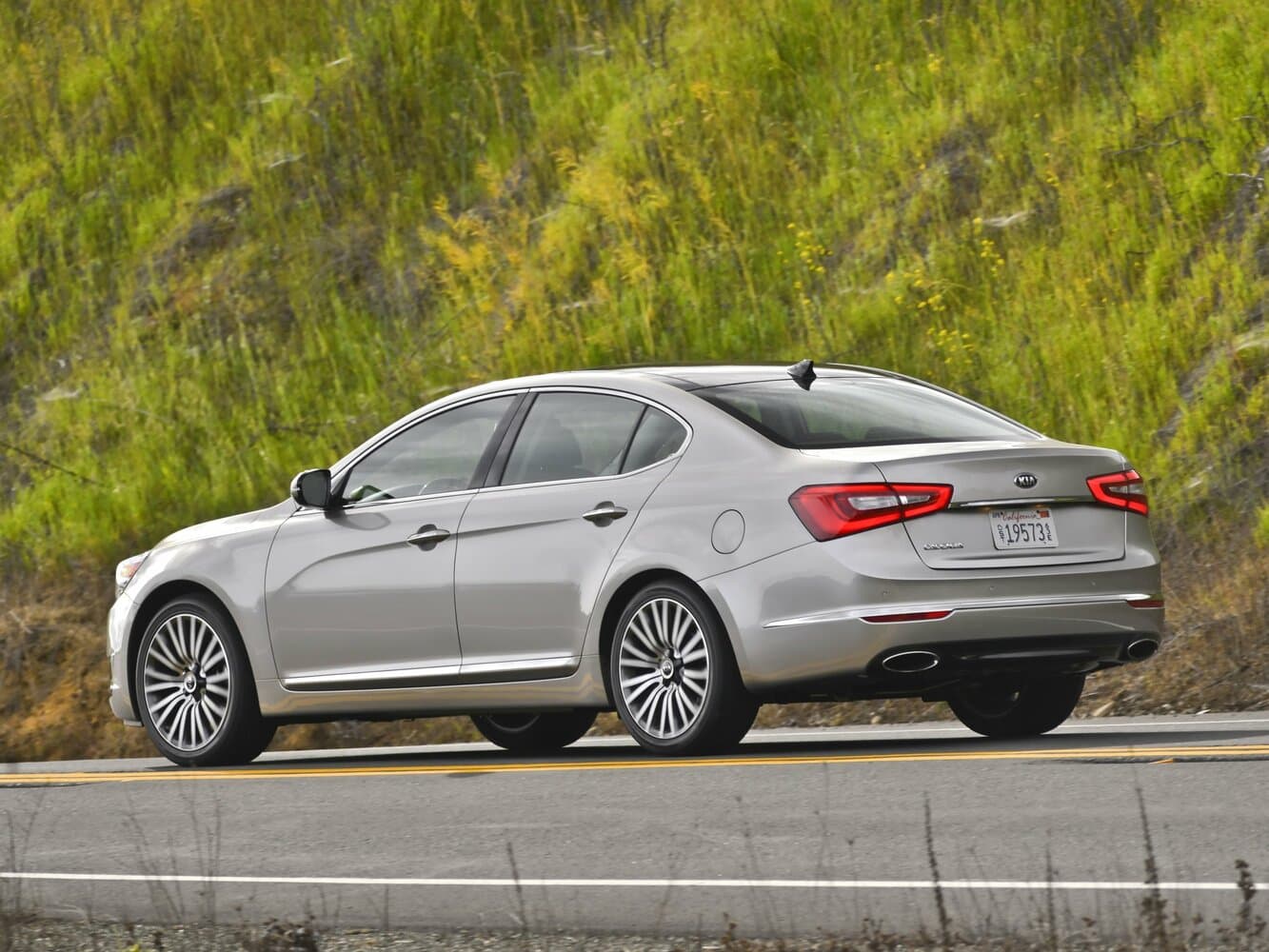 Kia Cadenza I Рестайлинг Седан, фото 5