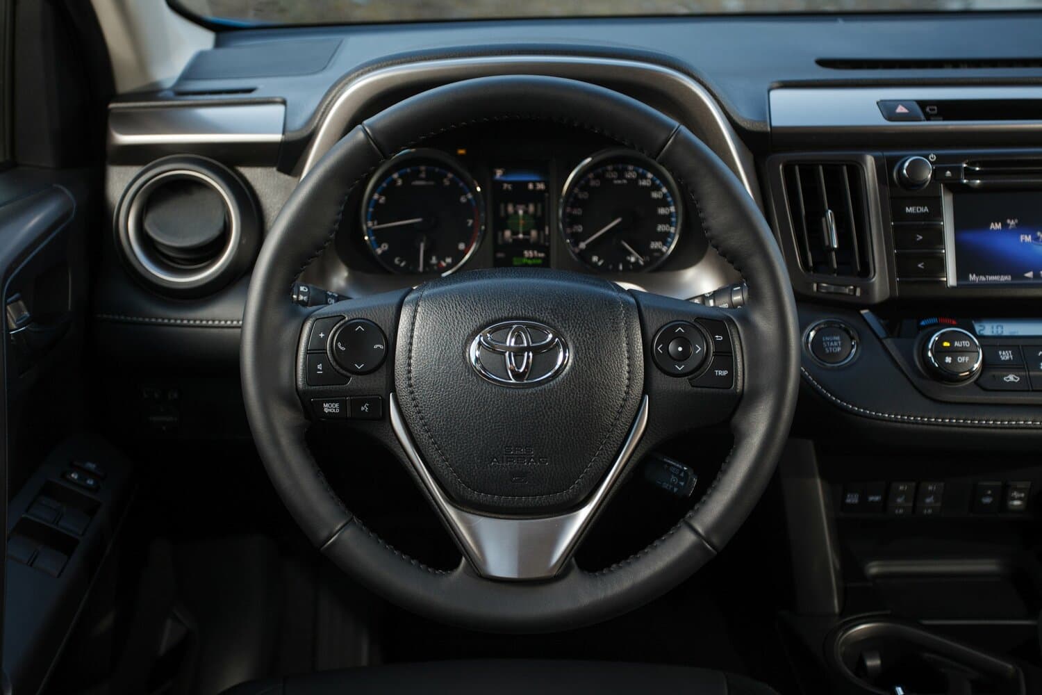 Toyota RAV4 IV (XA40) Рестайлинг Внедорожник 5 дв., фото 10