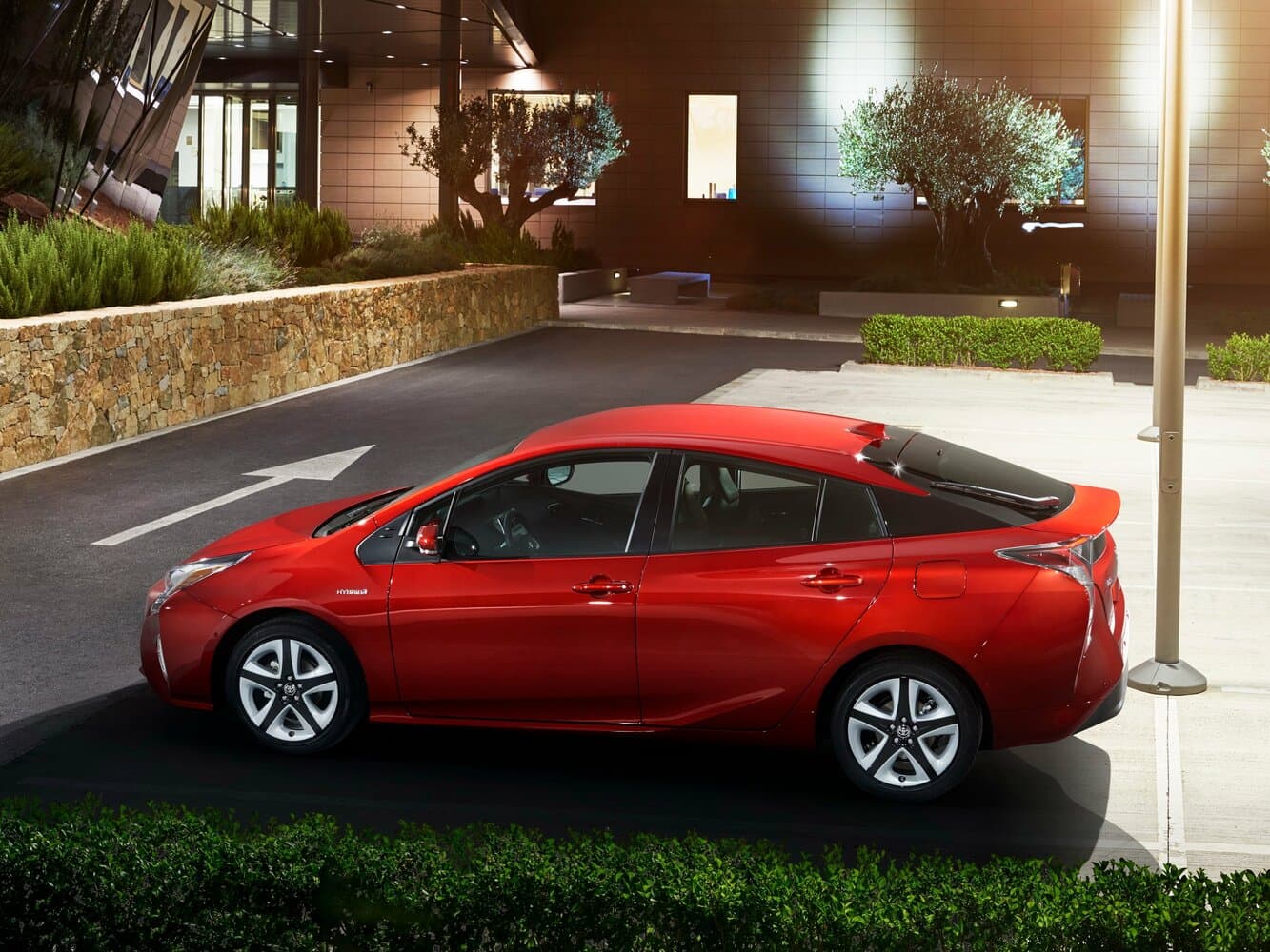 Toyota Prius IV (XW50) Лифтбек, фото 2