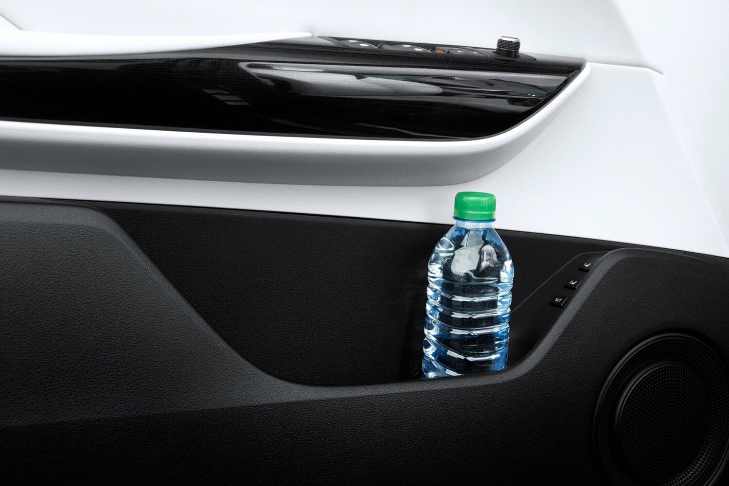 Toyota Mirai I Седан, фото 8
