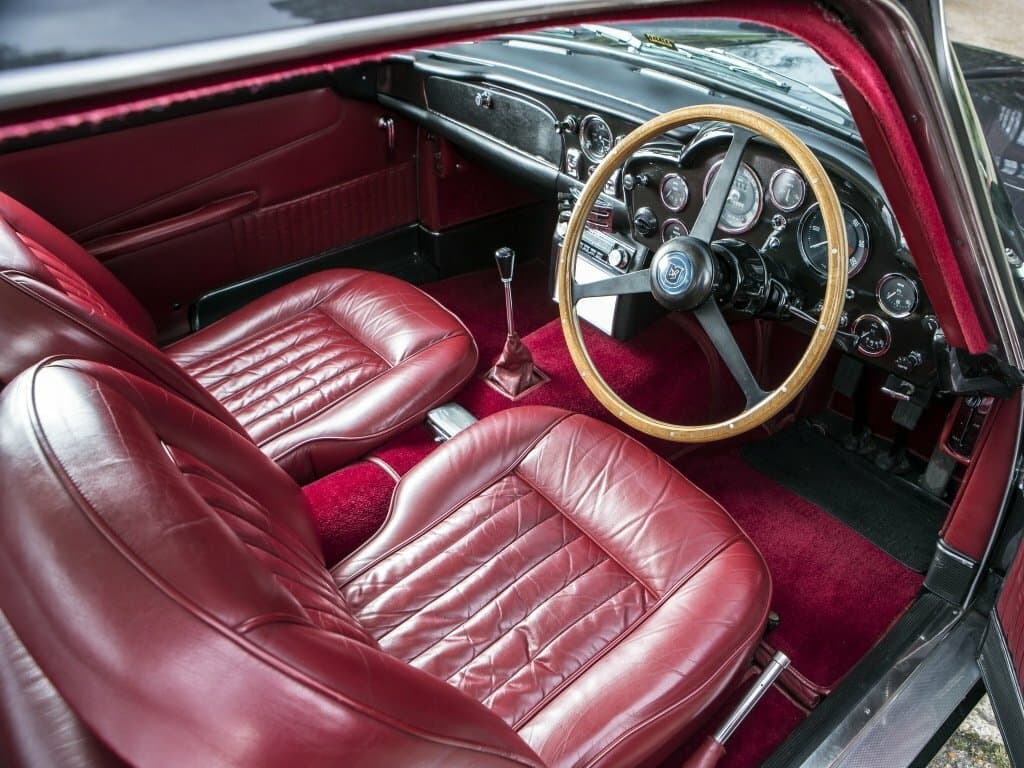 Aston Martin DB5