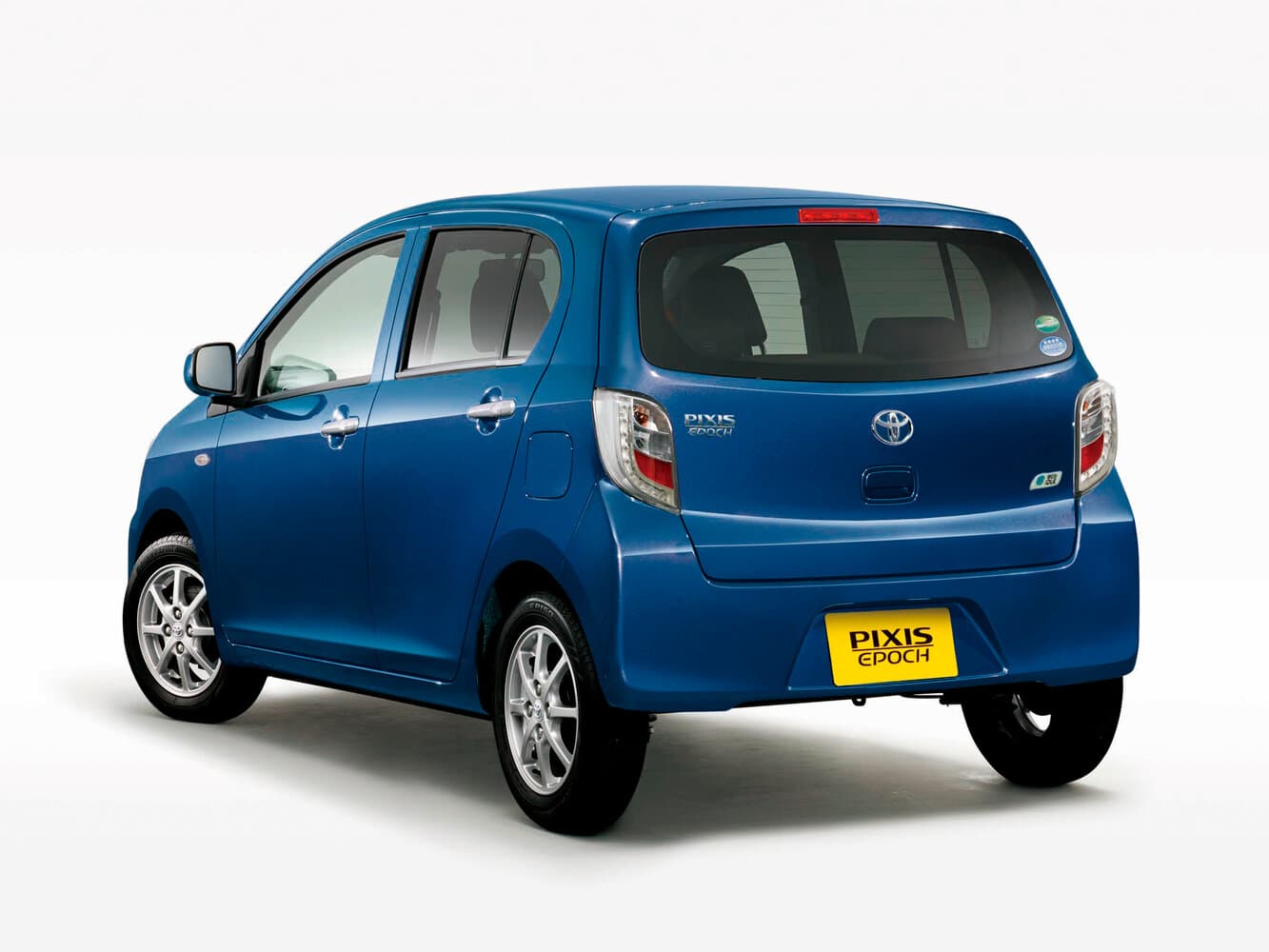 Toyota Pixis Epoch I Хэтчбек 5 дв., фото 2