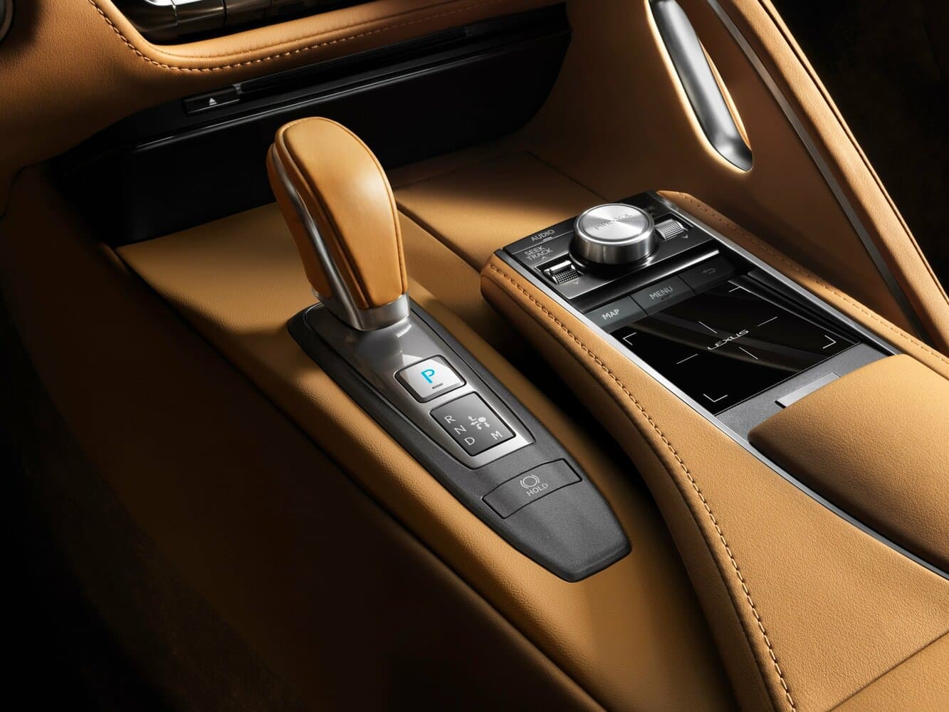 Lexus LC I Купе, фото 11