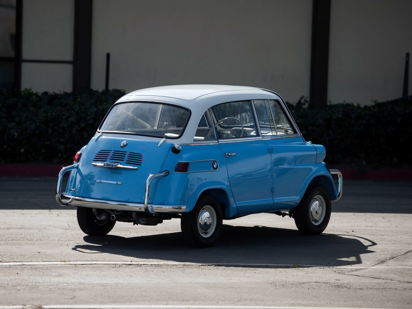 BMW 600  Хэтчбек 3 дв., фото 4