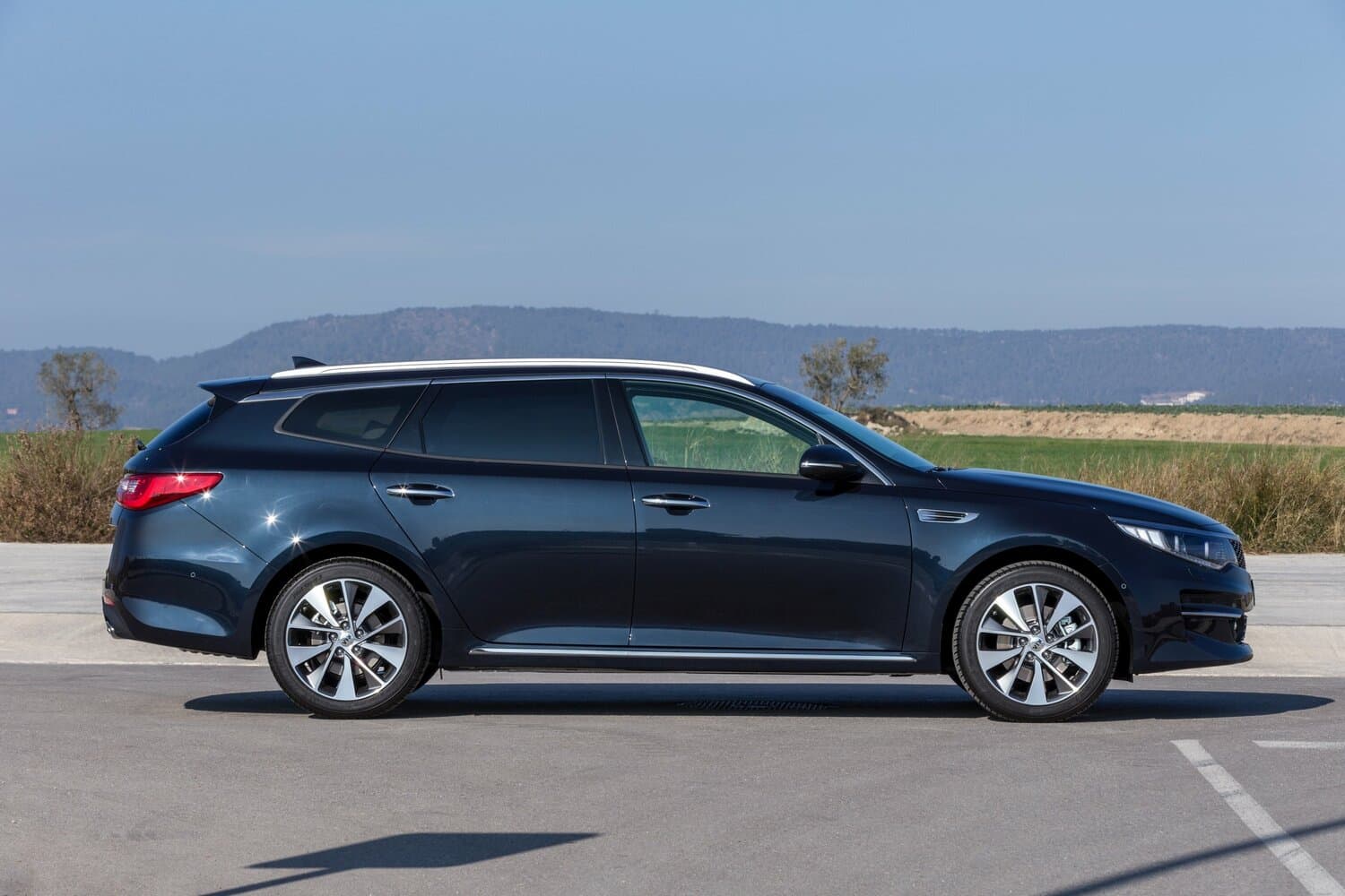 Kia Optima IV Универсал 5 дв., фото 2