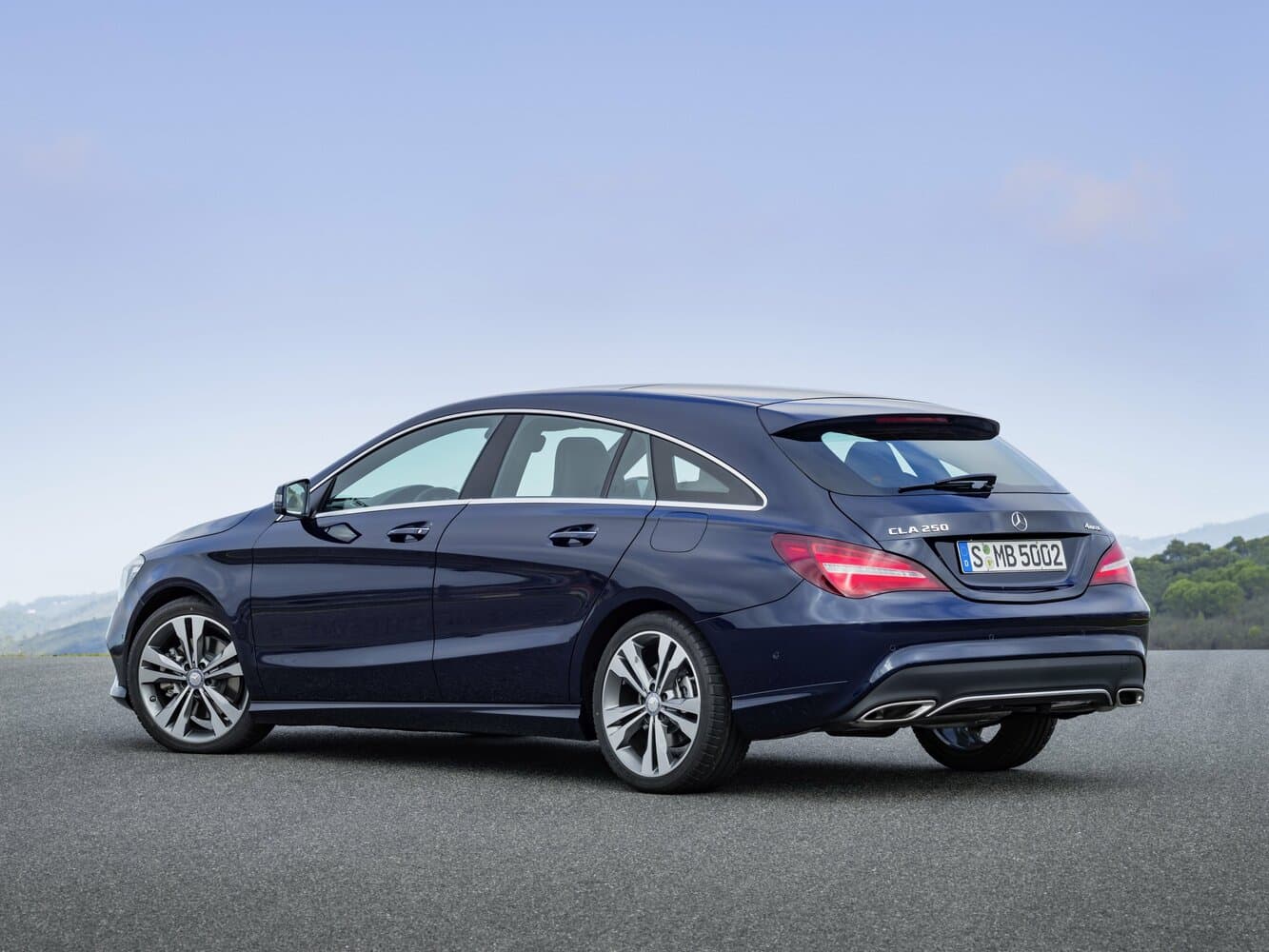 Mercedes-Benz CLA I (C117, X117) Рестайлинг Универсал 5 дв., фото 4