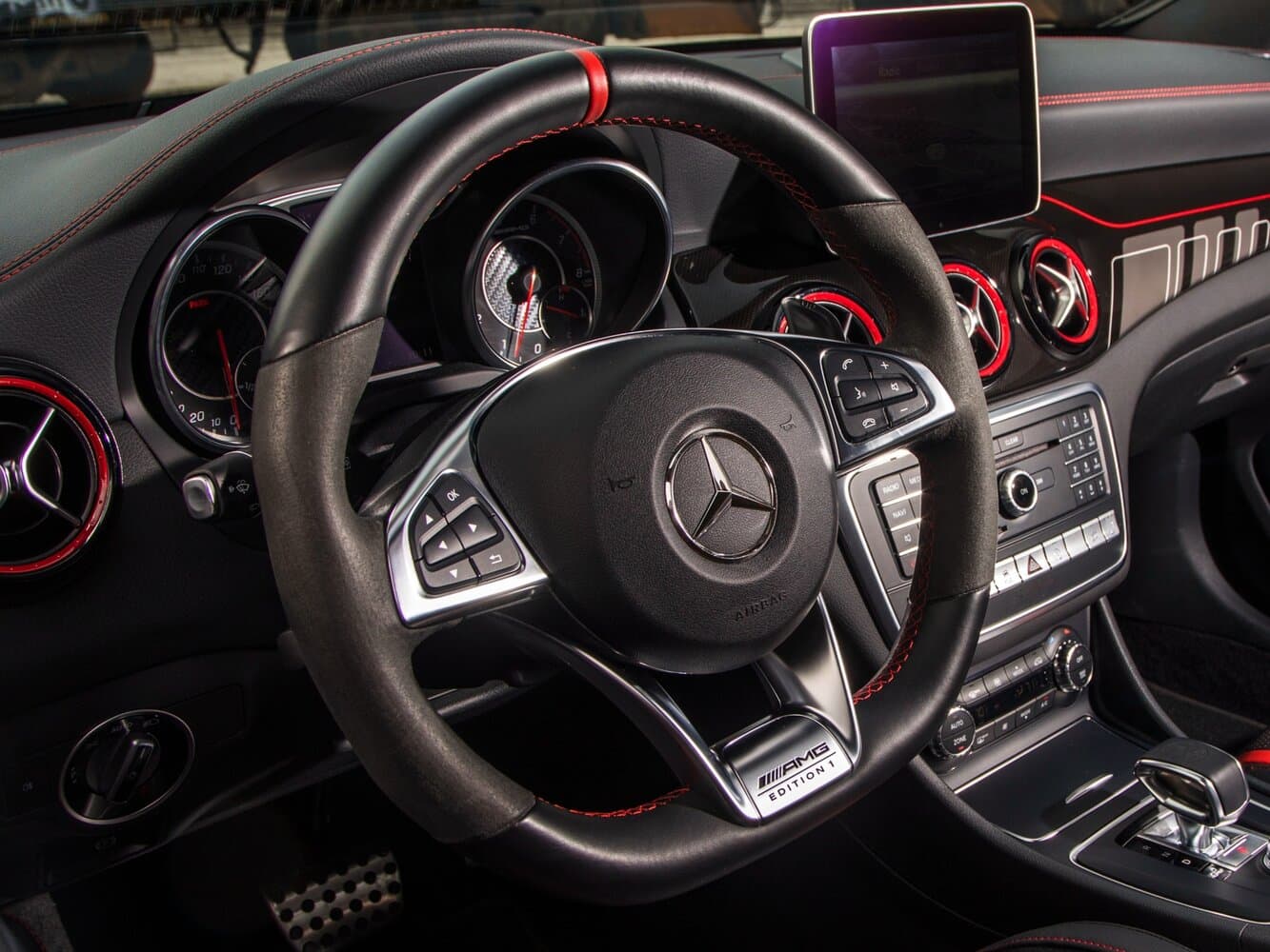 Mercedes-Benz CLA AMG I (C117, X117) Рестайлинг Седан, фото 9