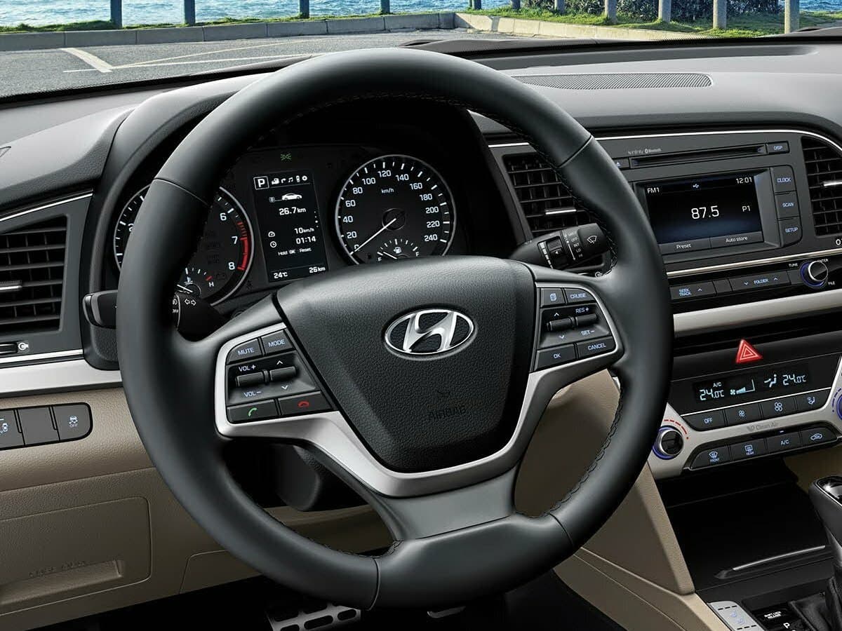 Hyundai Elantra VI (AD) Седан, фото 10