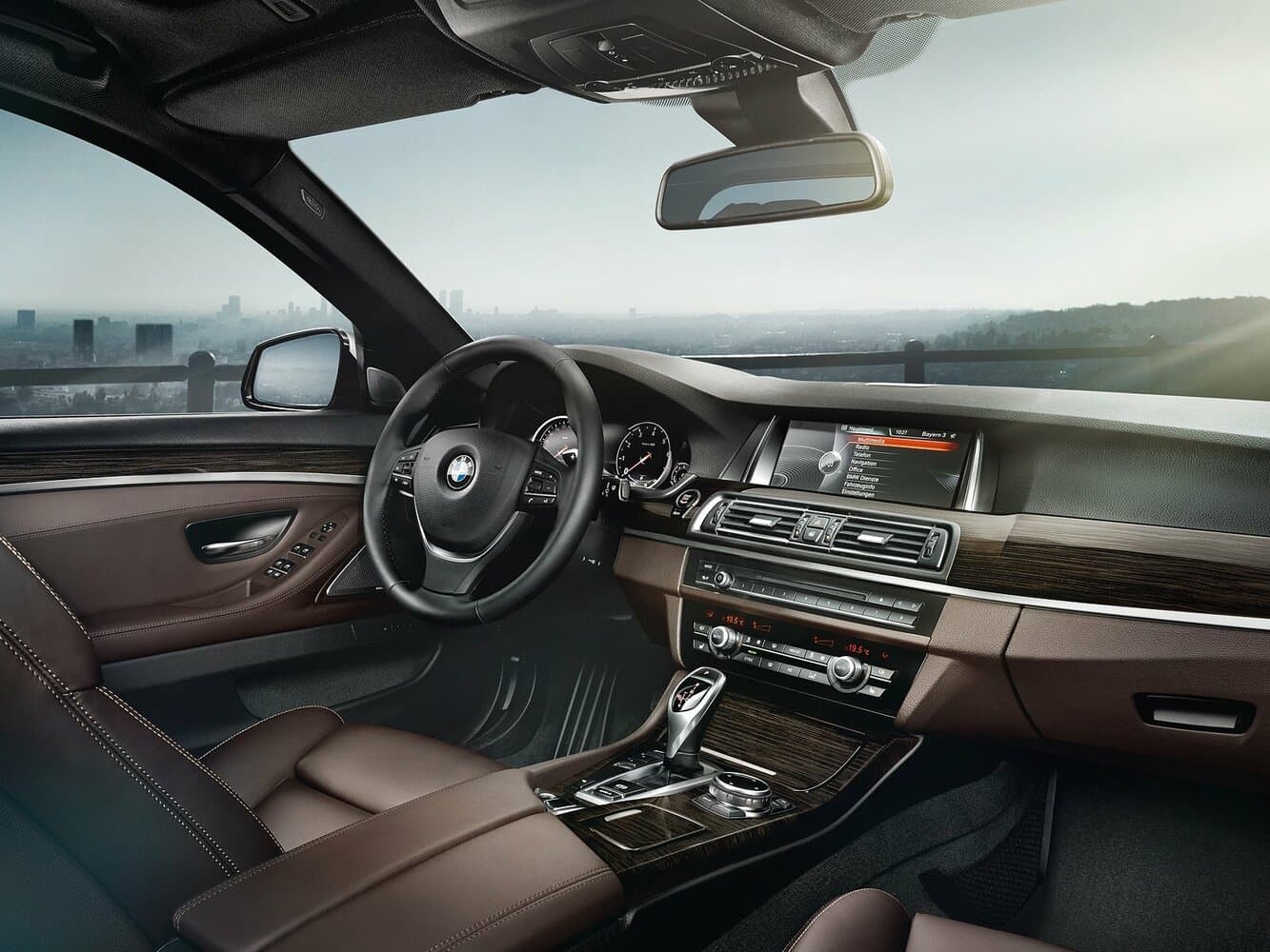 BMW 5 series VI (F10/F11/F07) Рестайлинг Седан Long, фото 5