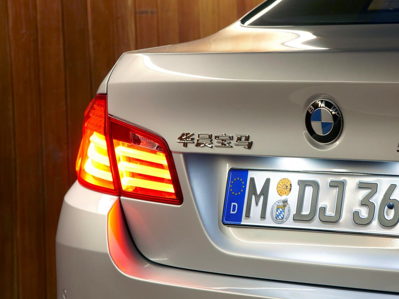BMW 5 series VI (F10/F11/F07) Седан Long, фото 10