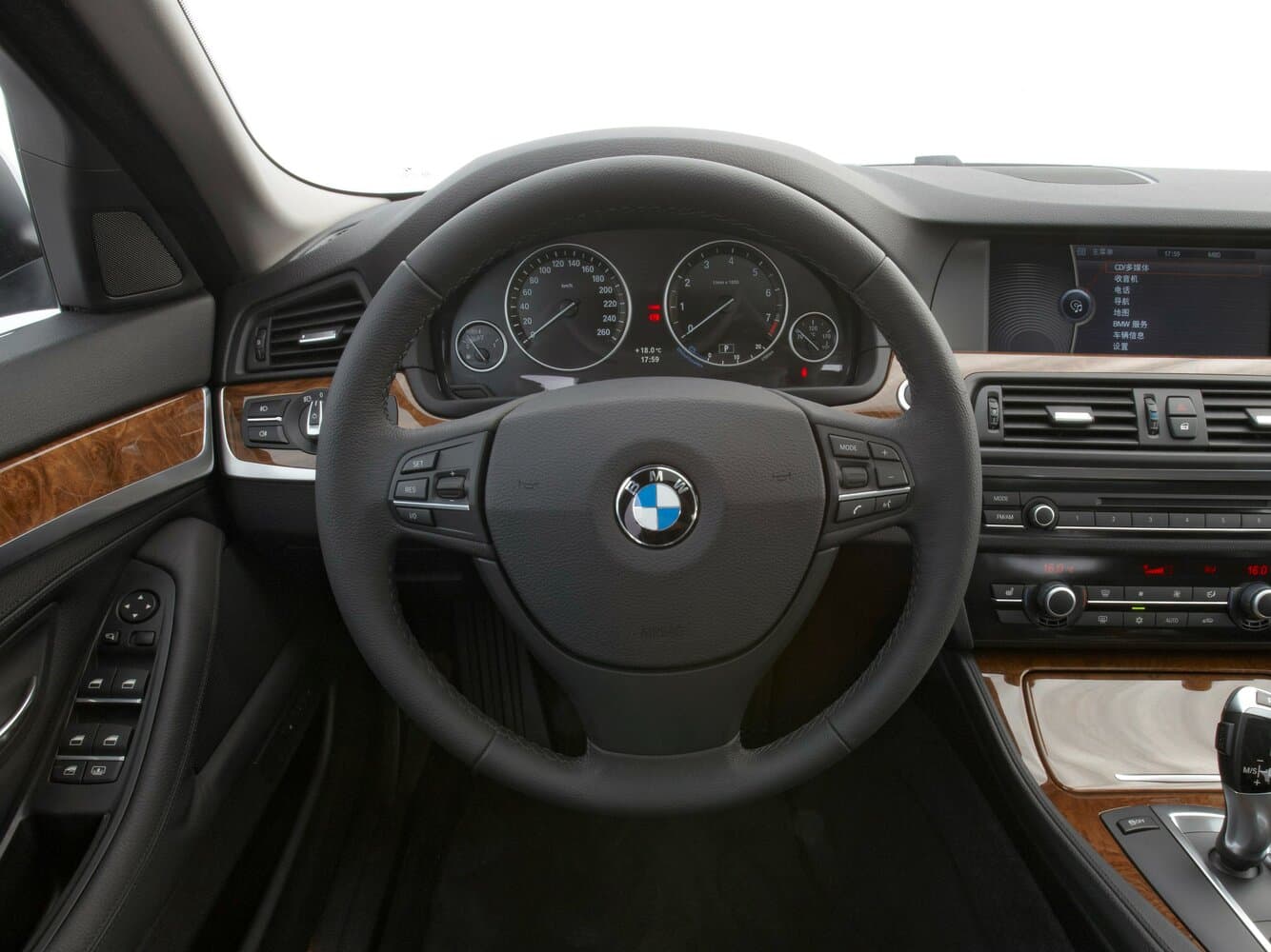 BMW 5 series VI (F10/F11/F07) Седан Long, фото 7