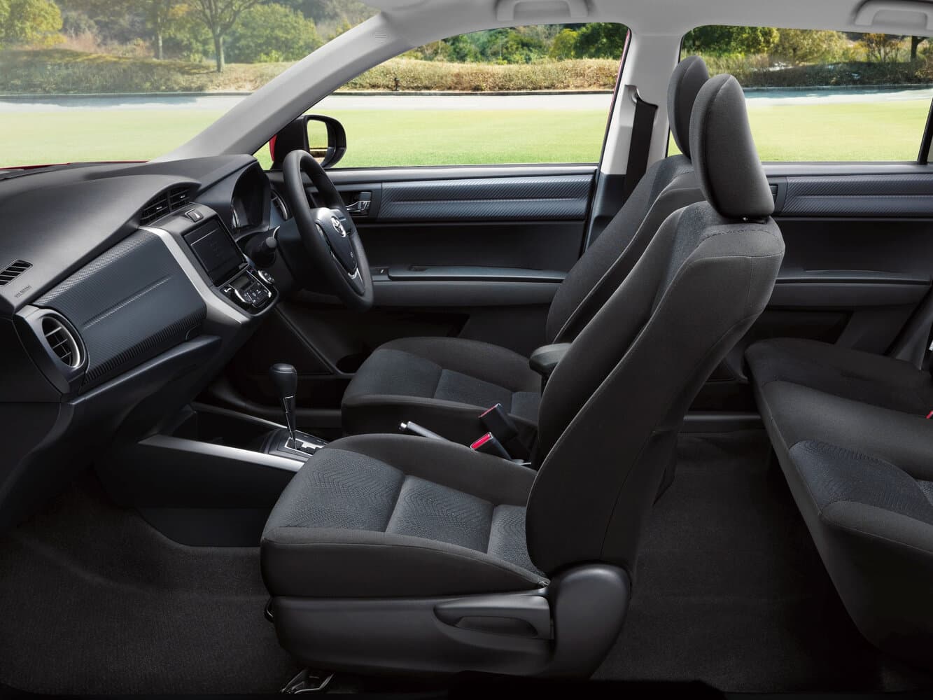 Toyota Corolla XI (E160, E170, E180) Универсал 5 дв. Fielder, фото 5