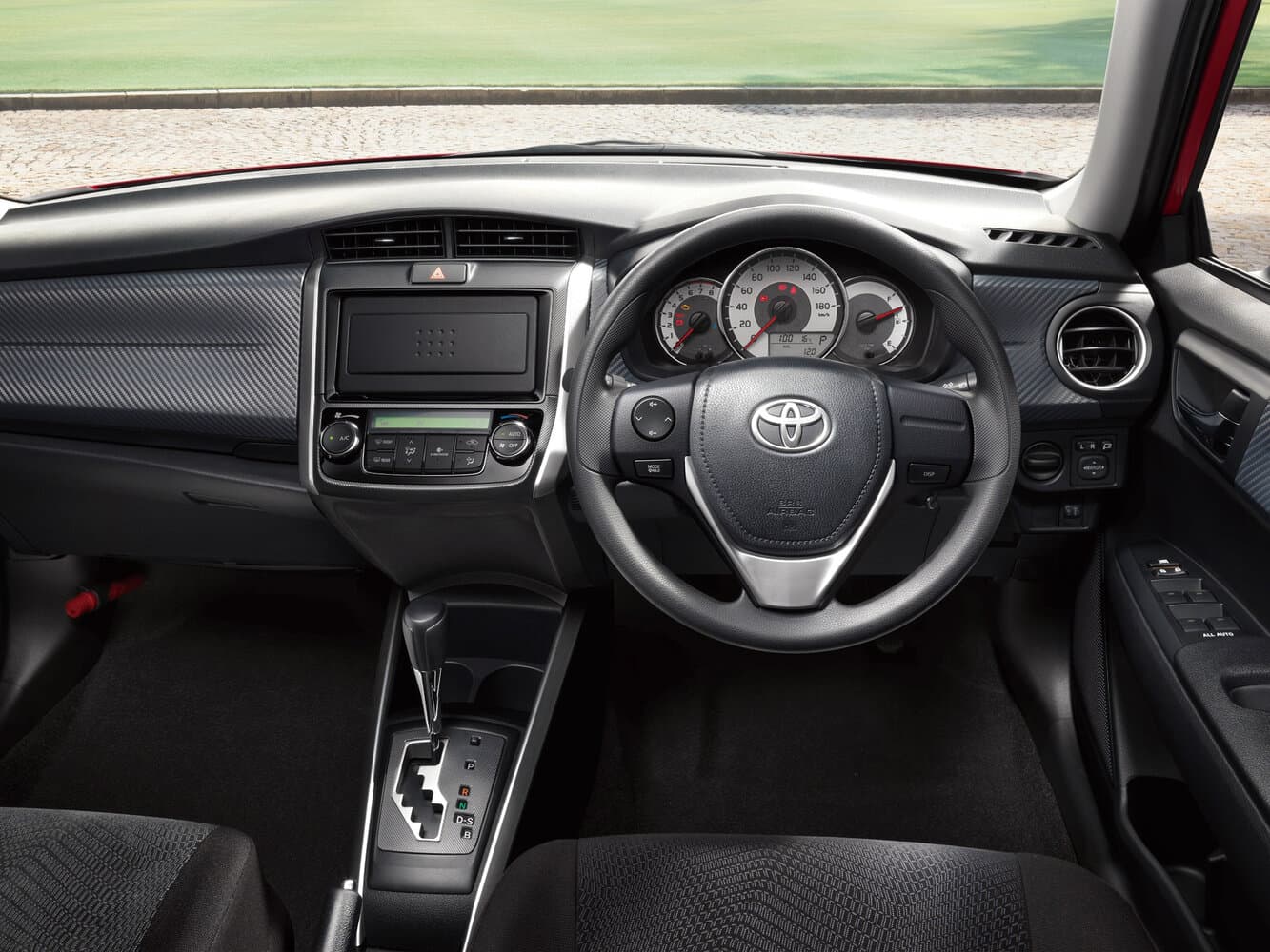 Toyota Corolla XI (E160, E170, E180) Универсал 5 дв. Fielder, фото 4