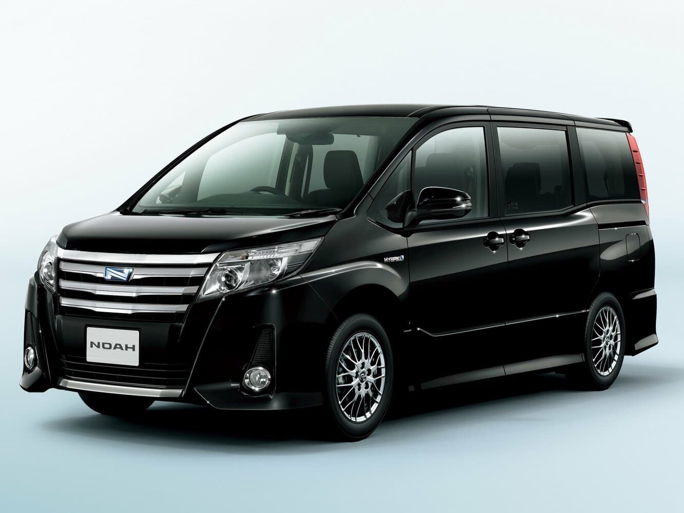 Toyota Noah III (R80)