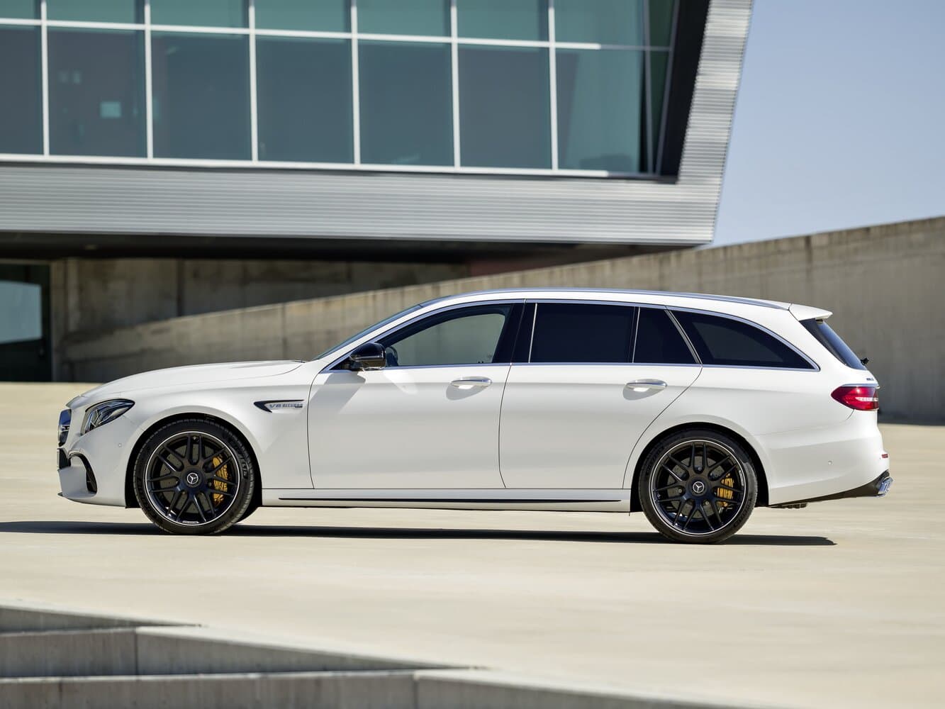 Mercedes-Benz E-Class AMG V (W213) Универсал 5 дв., фото 2