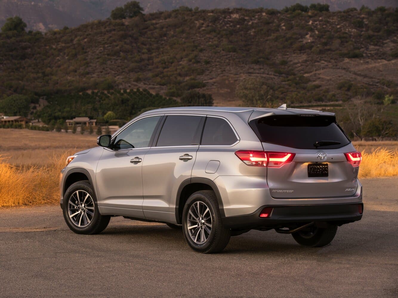 Toyota Highlander III (U50) Рестайлинг Внедорожник 5 дв., фото 4