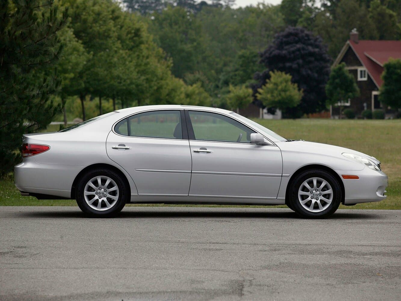 Lexus ES IV Рестайлинг Седан, фото 2