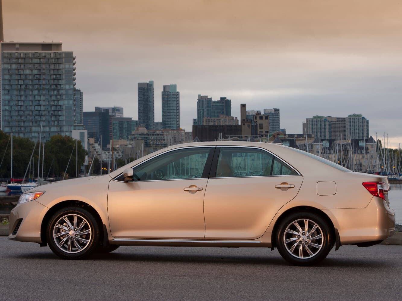 Toyota Camry VII (XV50) Седан US Market, фото 2