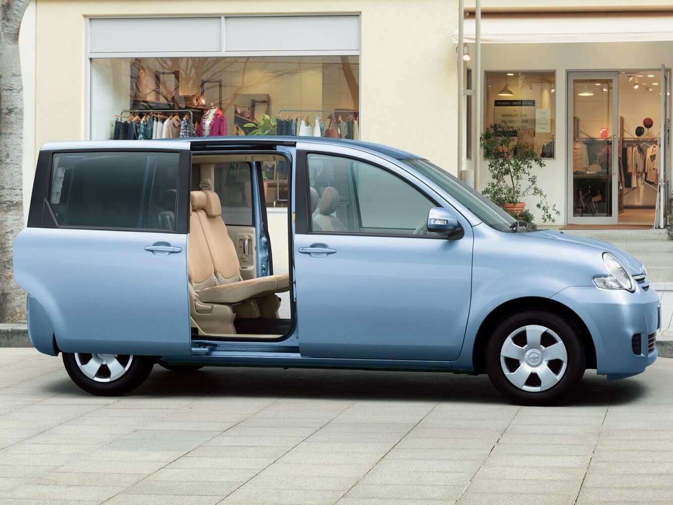 Toyota Sienta I Рестайлинг 2 Компактвэн, фото 2