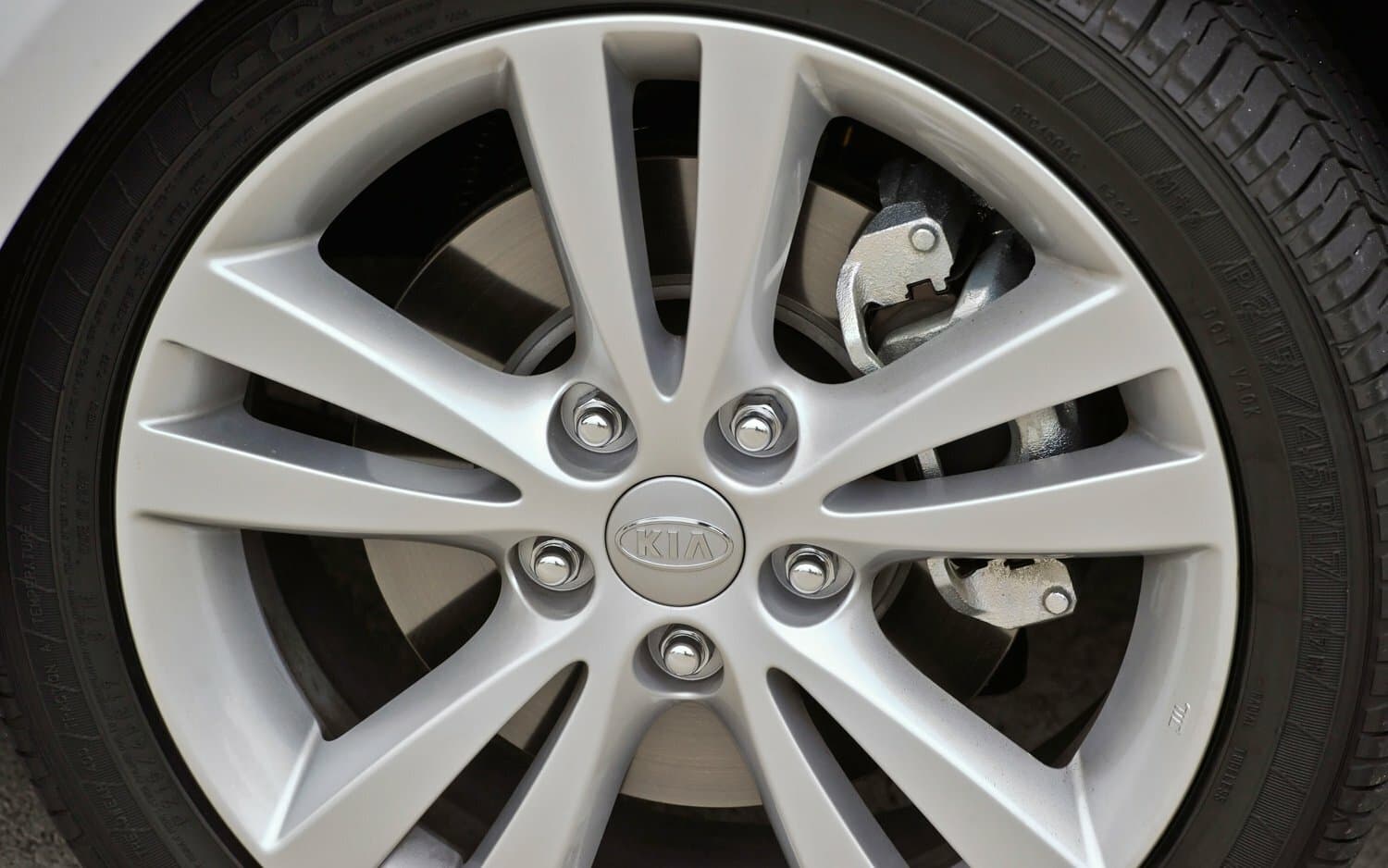 Kia Cerato II Хэтчбек 5 дв., фото 16