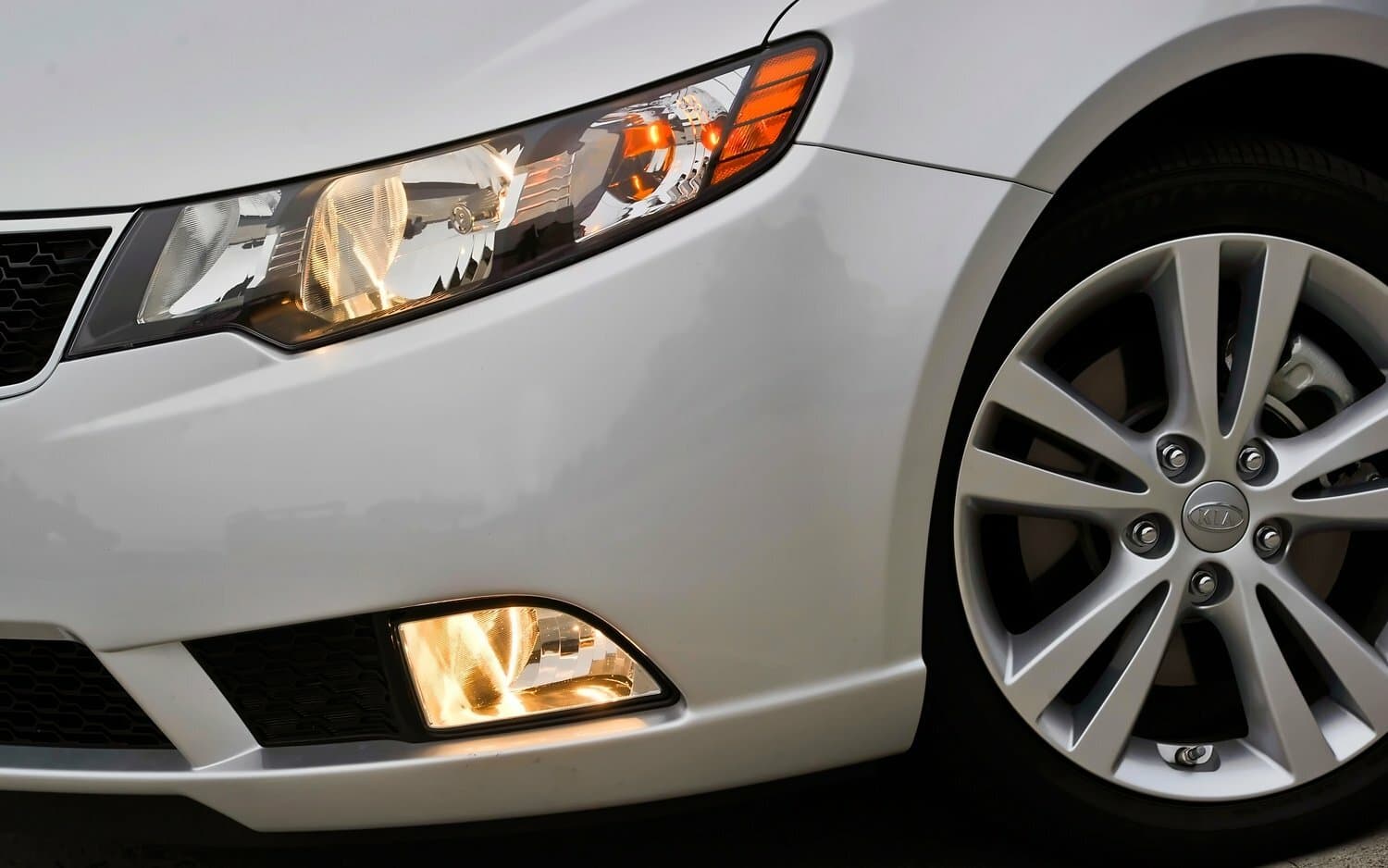 Kia Cerato II Хэтчбек 5 дв., фото 13