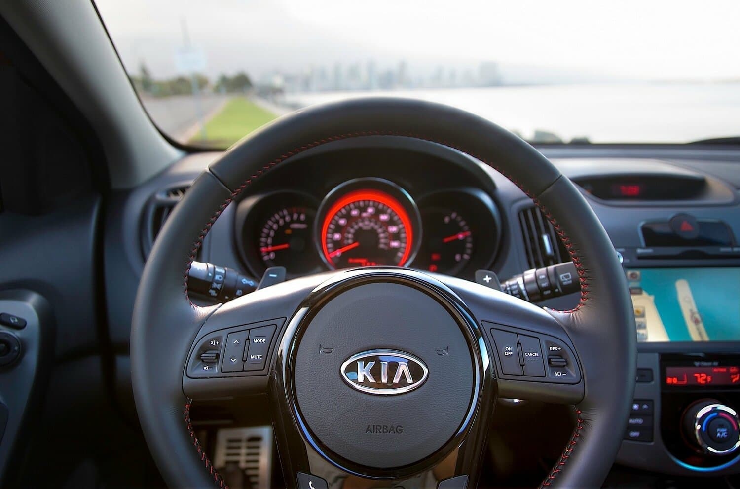 Kia Cerato II Хэтчбек 5 дв., фото 8