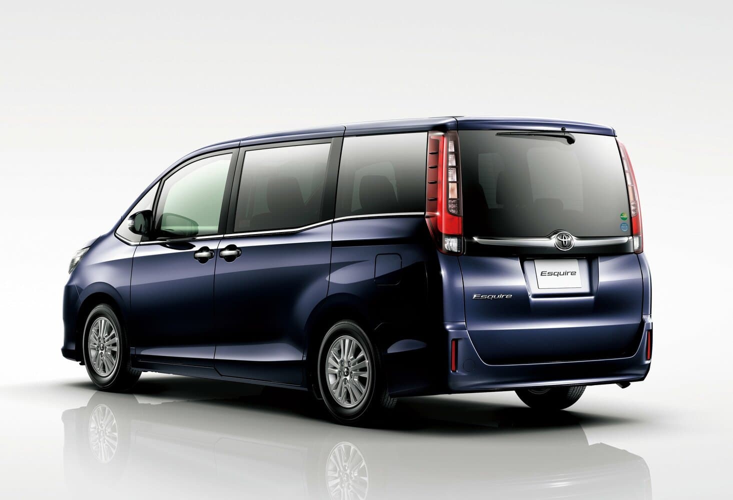 Toyota Esquire I Минивэн, фото 3