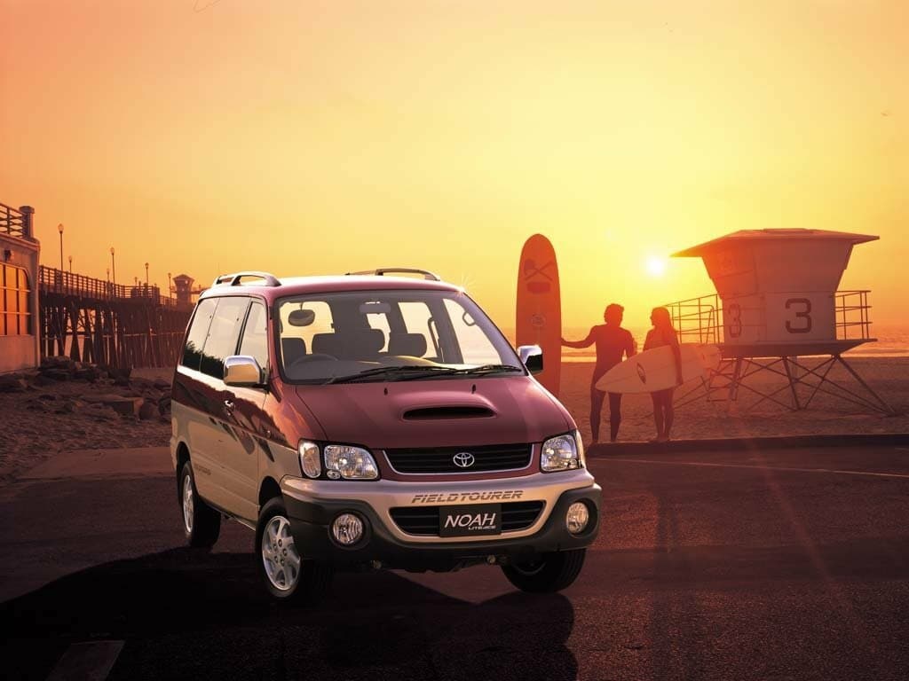 Toyota Lite Ace V Компактвэн Noah