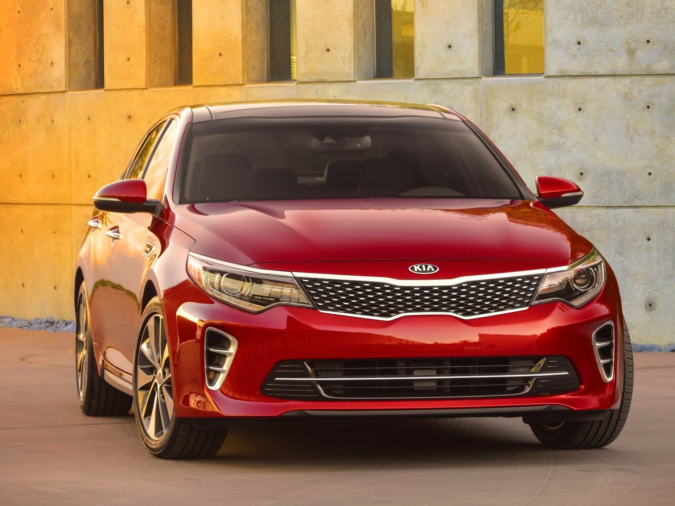 Kia K5 II Седан, фото 3