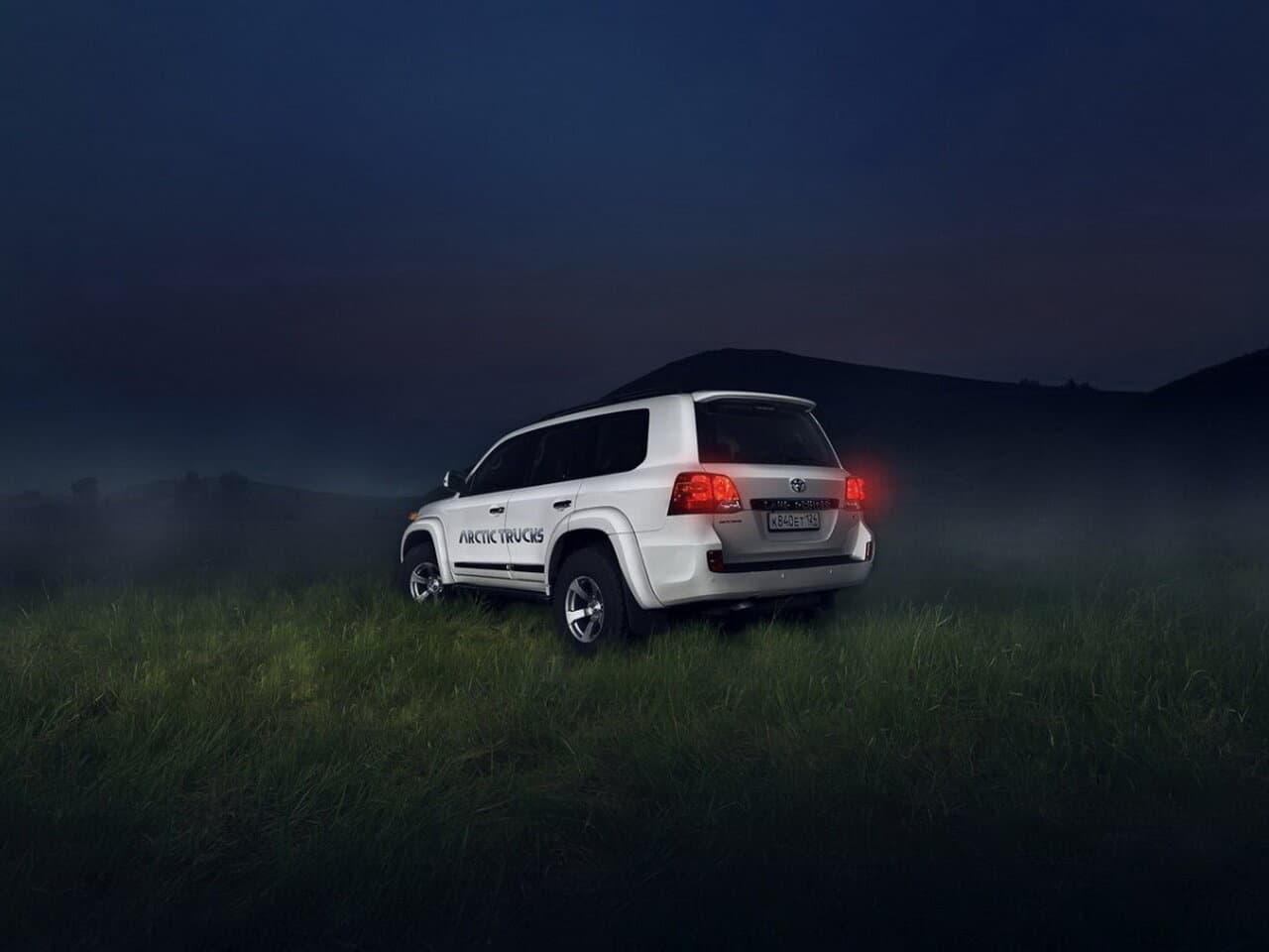 Toyota Land Cruiser 200 Series Рестайлинг 1 Внедорожник 5 дв. Arctic Trucks, фото 4