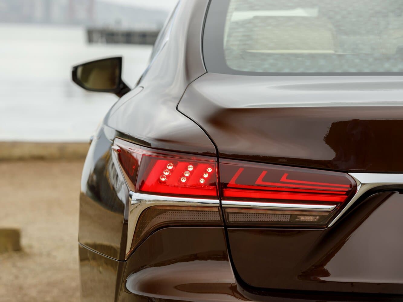 Lexus LS V Седан, фото 17