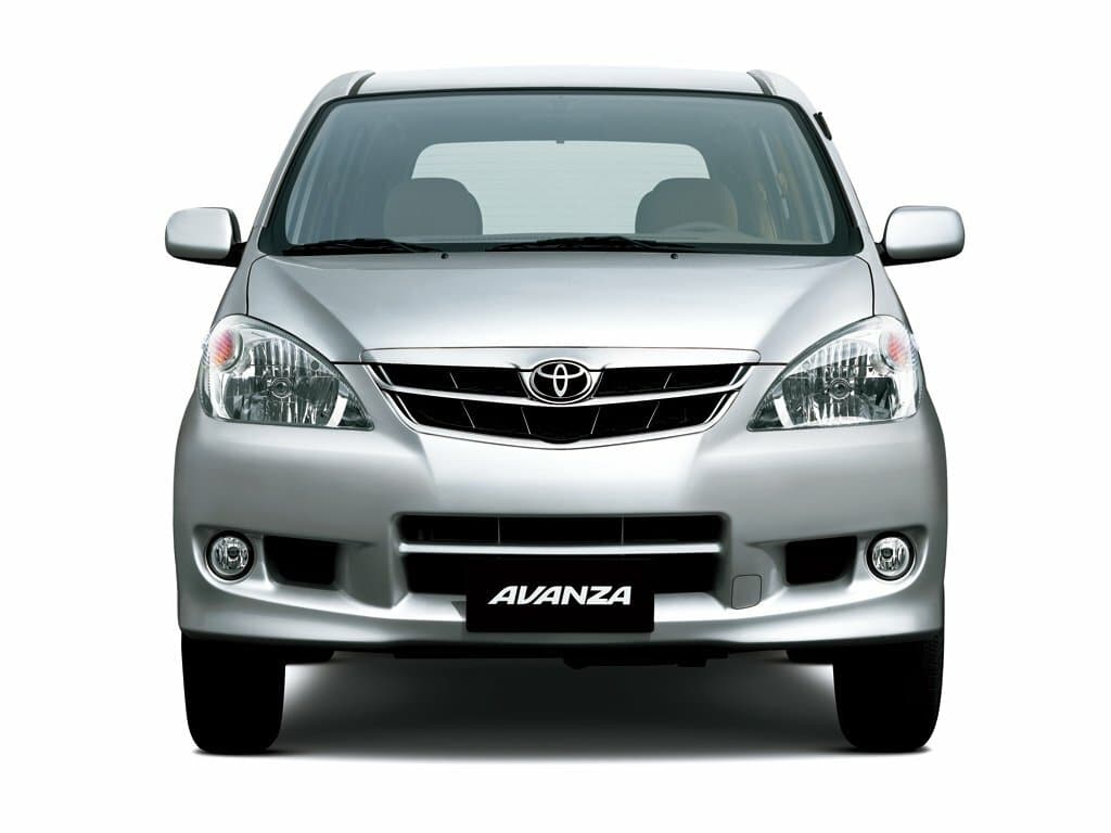 Toyota Avanza I Минивэн, фото 3