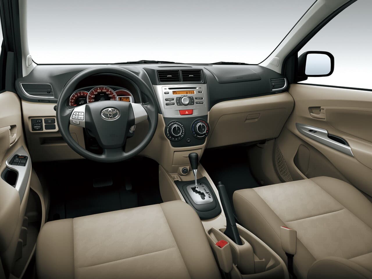 Toyota Avanza II Минивэн, фото 6