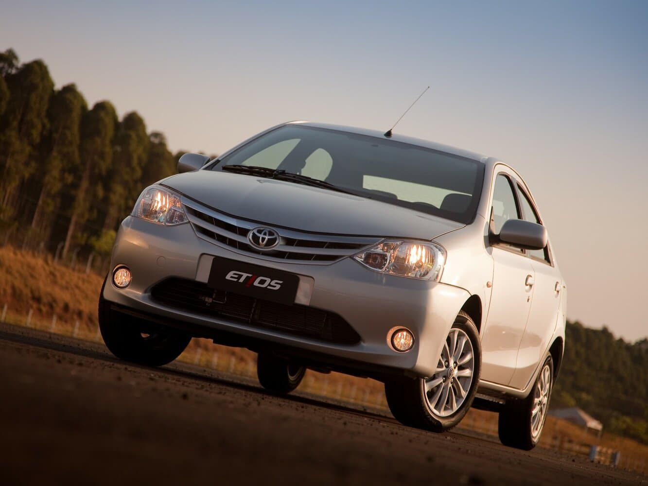 Toyota Etios I Седан, фото 2